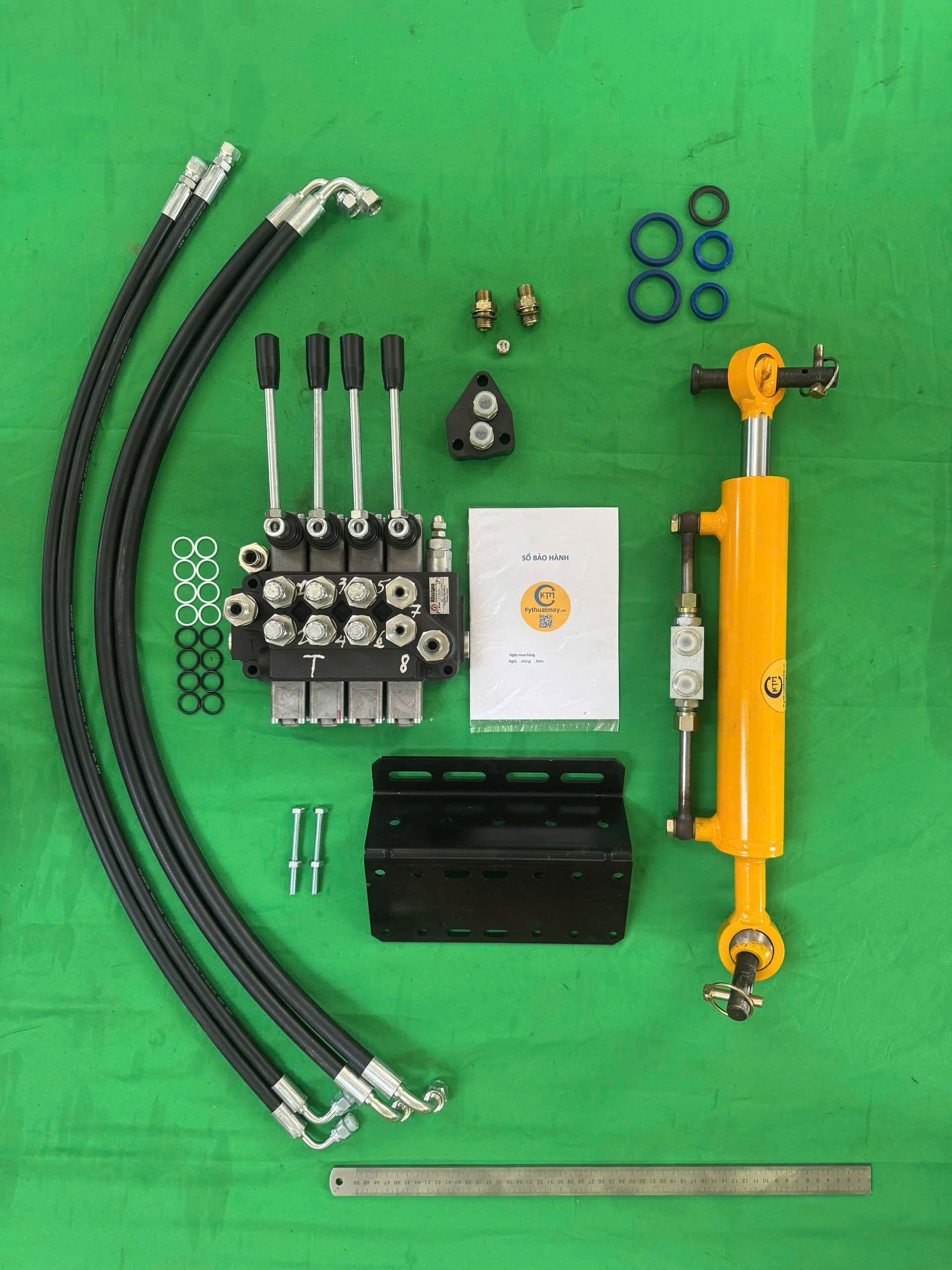 combo van 4 tay 1 ty giữa ktm